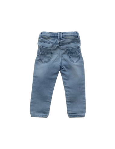 Tape à l’œil - 18 mois